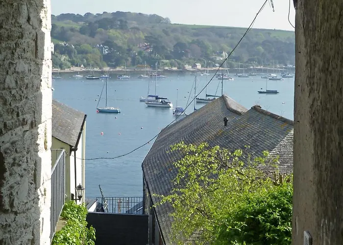 4 Bedroom Cottage With Panoramic Harbour Views
