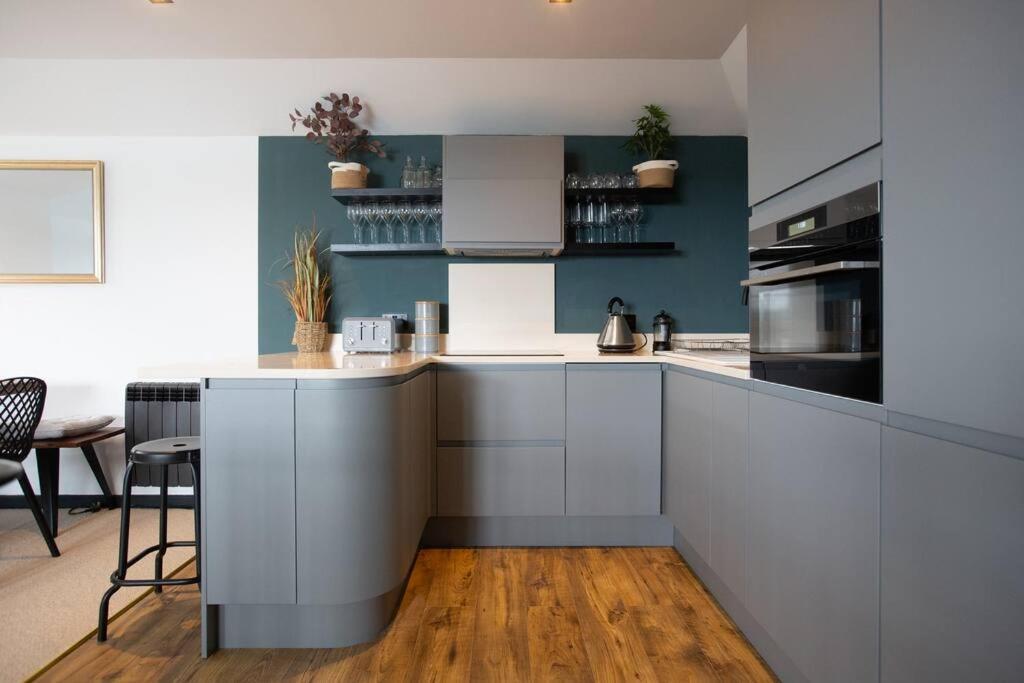 4 Bedroom With Panoramic Harbour Views Ferienhaus Falmouth