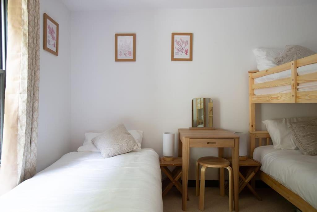 Holiday home 4 Bedroom With Panoramic Harbour Views