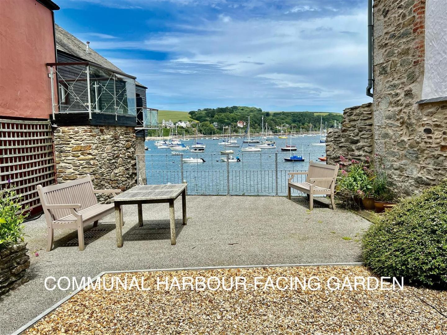 Holiday home 4 Bedroom With Panoramic Harbour Views Falmouth